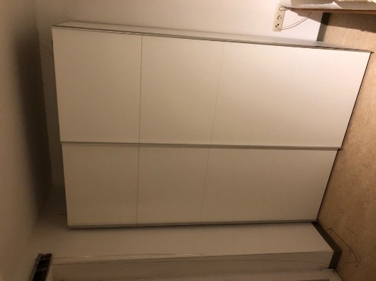 Kleiderschrank zu verkaufen 100 VB