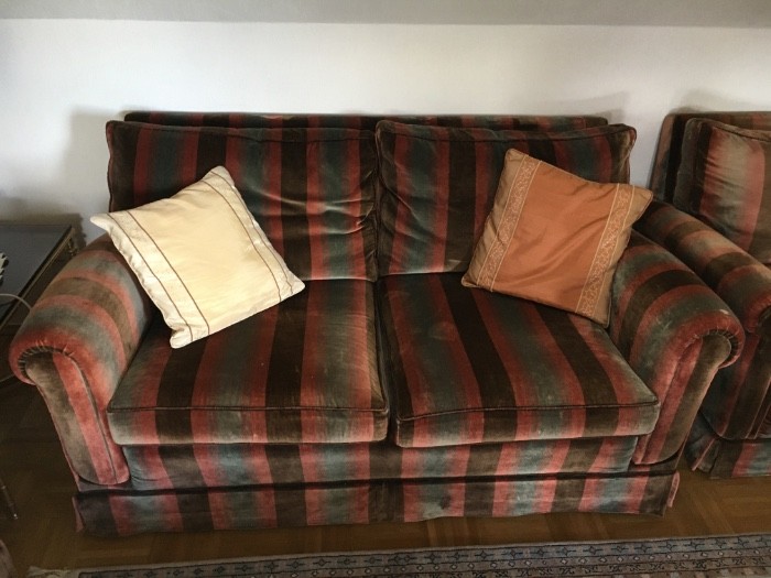 Sitzgarnitur: Sessel, 2x 2er Sofa, Hocker